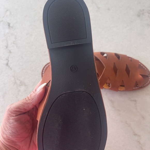 Weekend slide sandals! Cognac brown slip on WOOVEN details! Size 42 - Picture 5 of 5